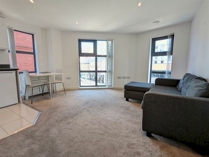 2 Bedroom Apartment To Rent In Caxton House, Caxton Street, Salford, M3