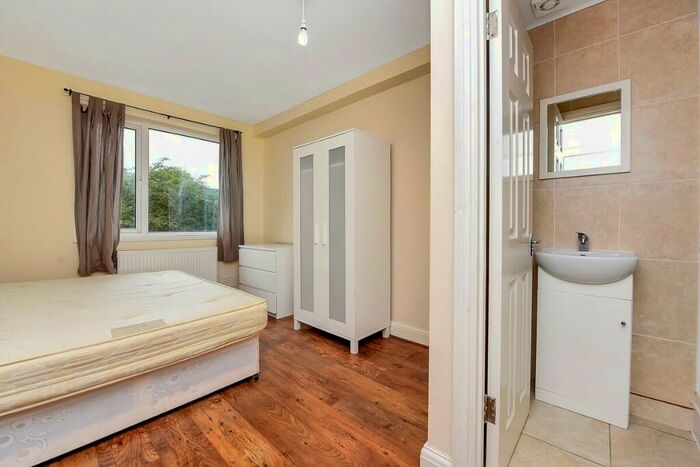 4 Bedroom Terraced House To Rent In Churchward House, Lorrimore Road, Kennington, London, SE17