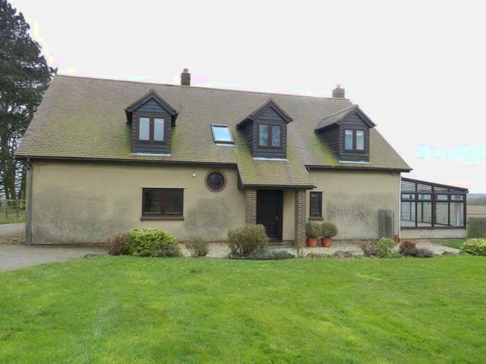 4 Bedroom House To Rent In Guilsborough, NN6