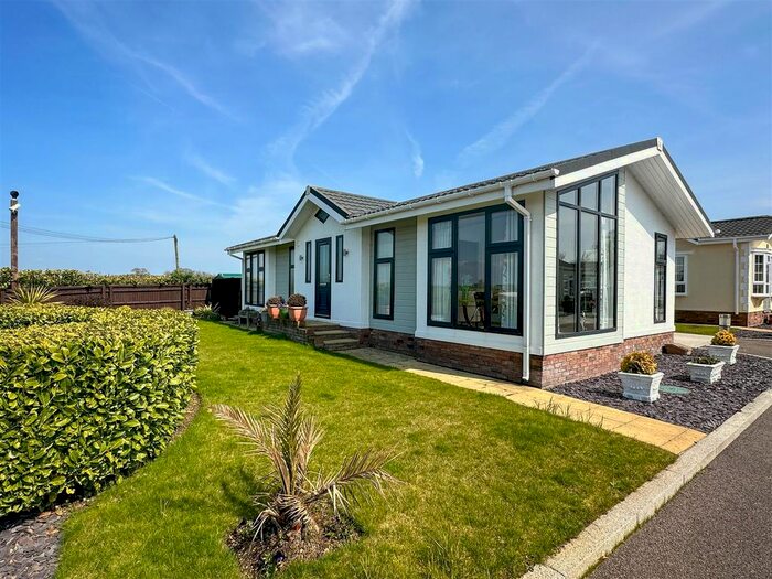 2 Bedroom Park Home For Sale In Westwood Park, Great Bentley, Essex, CO7