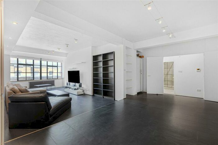 2 Bedroom Apartment To Rent In St. John Street, London, EC1V