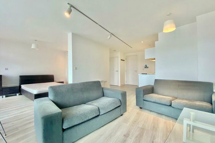 1 Bedroom Apartment To Rent In Manor Mills, Ingram Street, Leeds, LS11