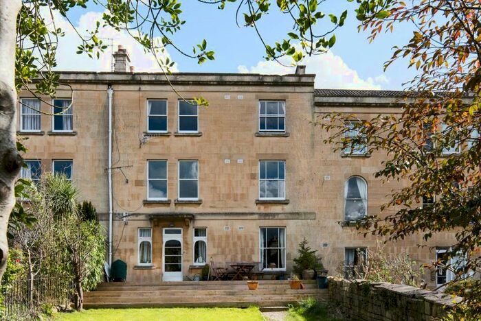 2 Bedroom Apartment To Rent In Devonshire Buildings, First Floor Flat, Bath, BA2