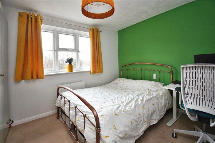 2 Bedroom End Of Terrace House For Sale In Clover Way, Romsey, Hampshire, SO51