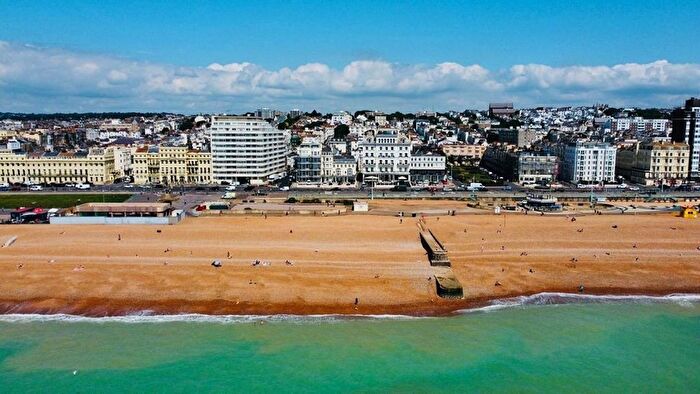 1 Bedroom Flat To Rent In Kings Road, Brighton, BN1