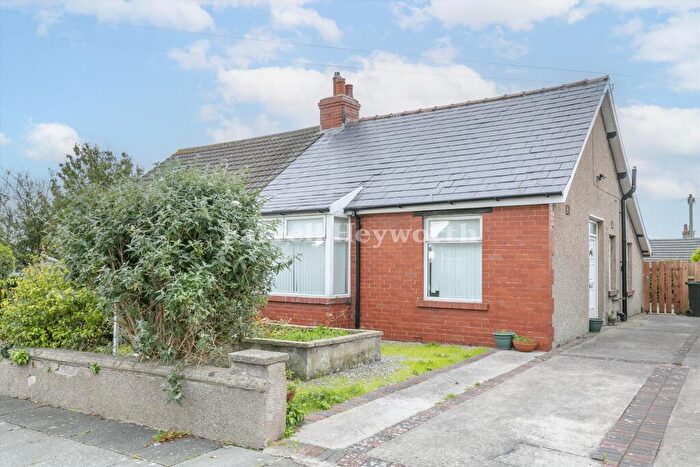 2 Bedroom Bungalow For Sale In Willacy Parade, Heysham, Morecambe, LA3