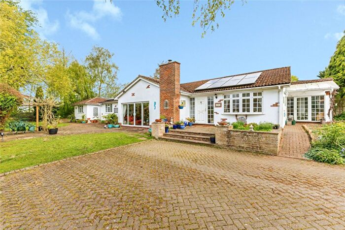 5 Bedroom Detached House For Sale In Welford Road, Northampton, Northamptonshire, NN2