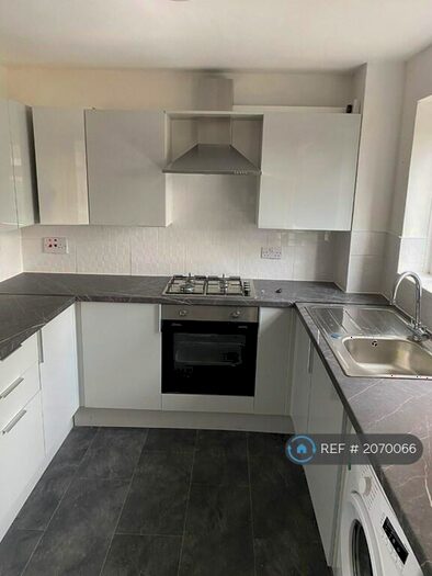 3 Bedroom Terraced House To Rent In Melandra Court, Derby, DE22