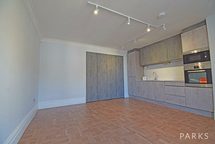 2 Bedroom Apartment To Rent In Upper Lewes Road, Brighton, BN2
