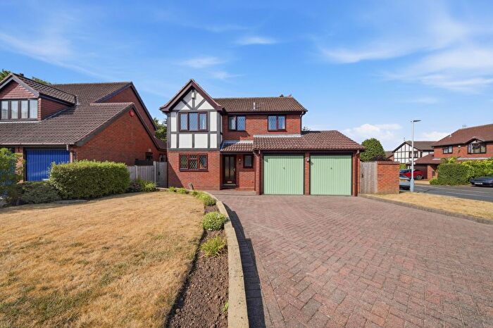 4 Bedroom Detached House For Sale In Walcote Drive, West Bridgford, Nottingham, Nottinghamshire, NG2