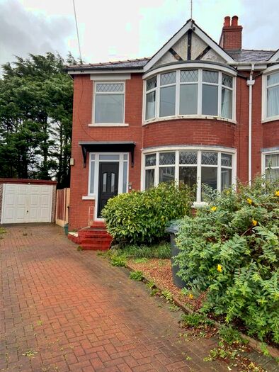 3 Bedroom Semi-Detached House To Rent In Knowlys Grove, Heysham, Morecambe, LA3