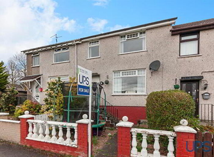 3 Bedroom Mid Terraced House For Sale In Laburnum Way, Belfast, BT17