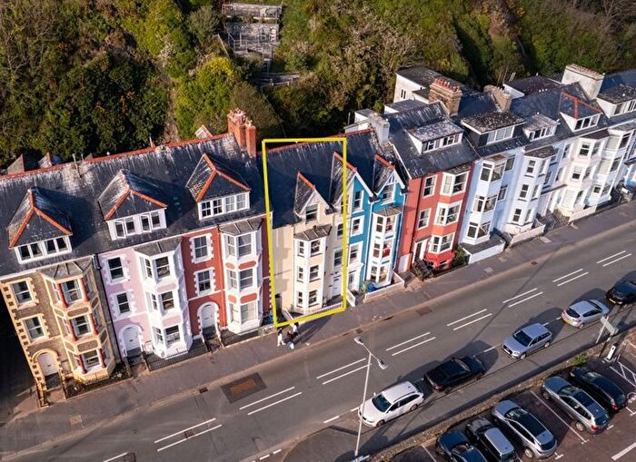 5 Bedroom Property For Sale In Angorfa, Glandovey Terrace, Aberdyfi, Gwynedd, LL35