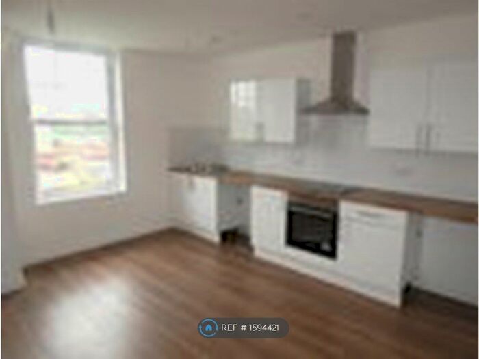 1 Bedroom Flat To Rent In Ensbury Park Apartments, Bournemouth, BH10