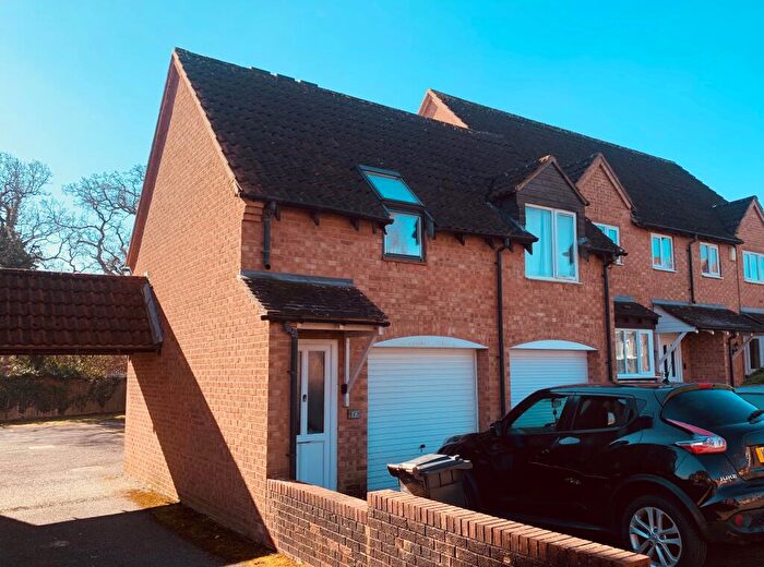 1 Bedroom Flat To Rent In Stanshaws Close, Bradley Stoke, Bristol, BS32