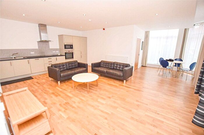 1 Bedroom Flat To Rent In Grafton Street, Altrincham, Cheshire, WA14