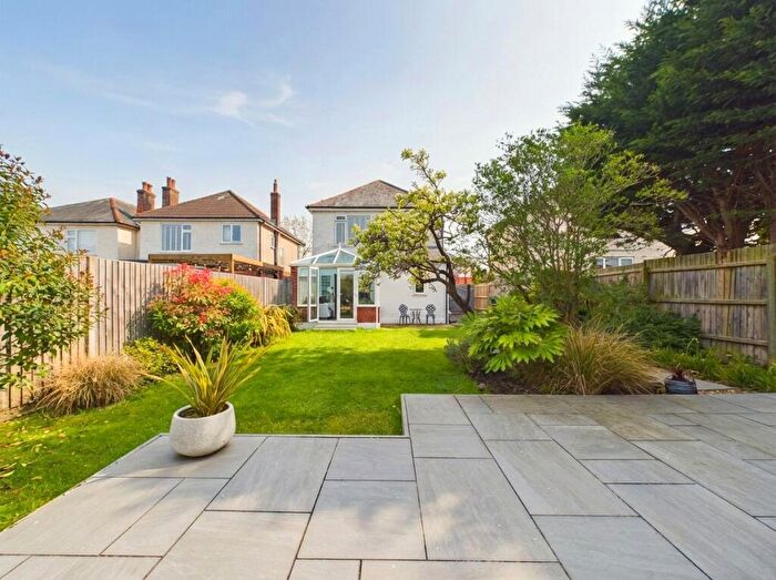 3 Bedroom Detached House For Sale In Southwick Road, Bournemouth, Dorset, BH6