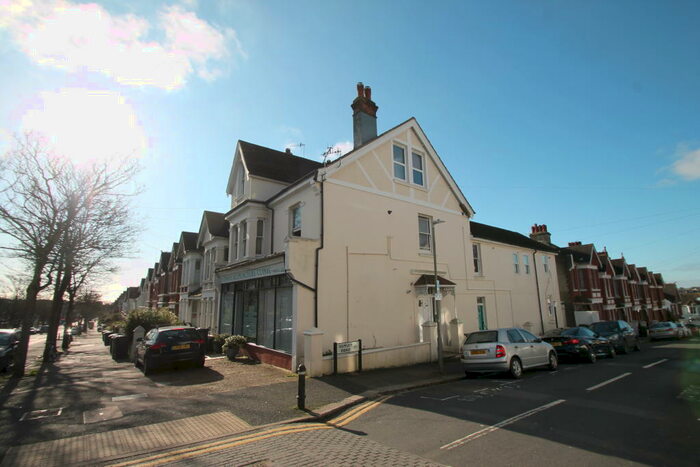 1 Bedroom Apartment To Rent In Ditchling Road, BN1