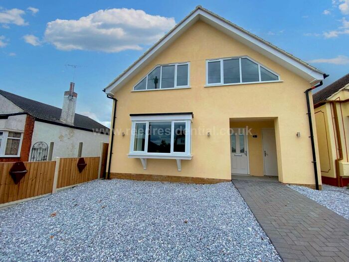 4 Bedroom Detached House To Rent In Woodcutters Avenue, Leigh On Sea, SS9