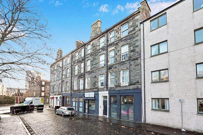 1 Bedroom Flat For Sale In / Yardheads, Leith, Edinburgh, EH6
