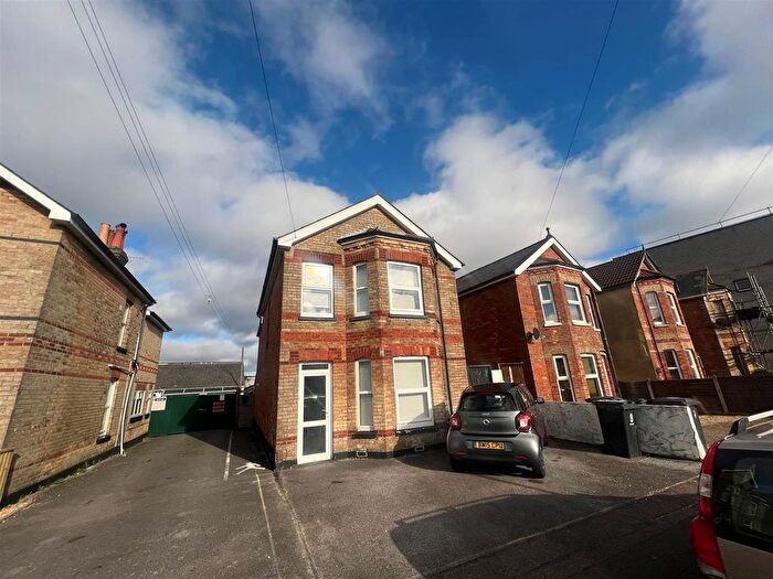 5 Bedroom Property To Rent In Leslie Road, Winton, Bournemouth, BH9