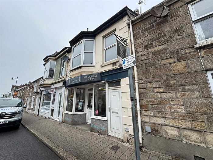 1 Bedroom Flat To Rent In Trelowarren Street, Camborne, Cornwall, TR14
