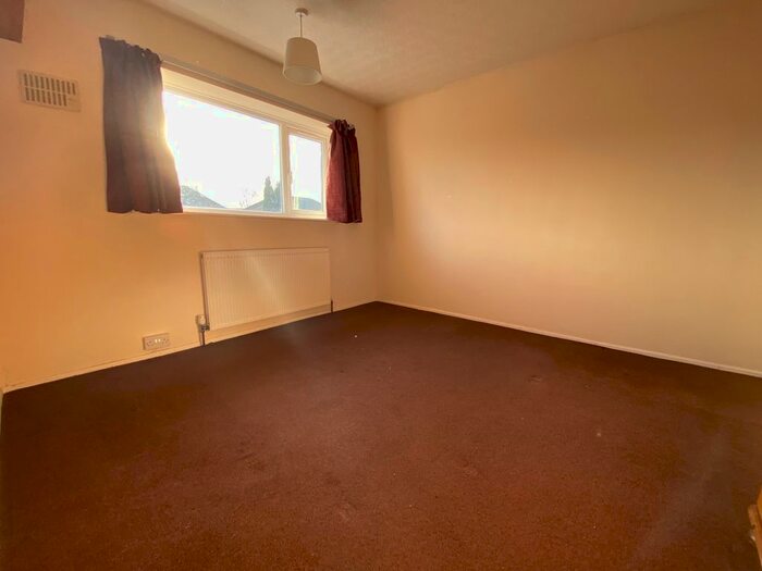 1 Bedroom Property To Rent In Drake Avenue, Worcester, WR2