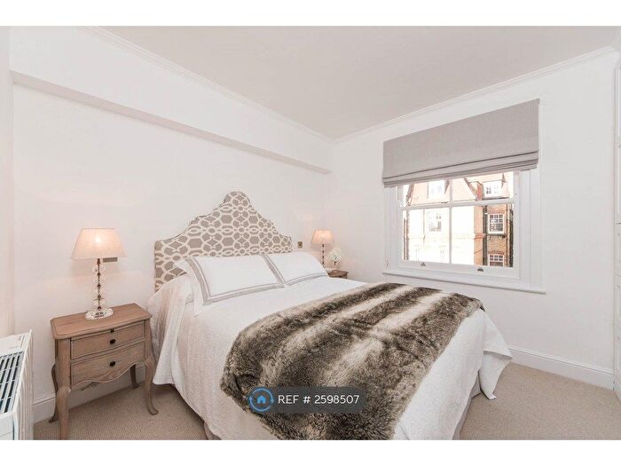 1 Bedroom Flat To Rent In Elm Park Road, London, SW3