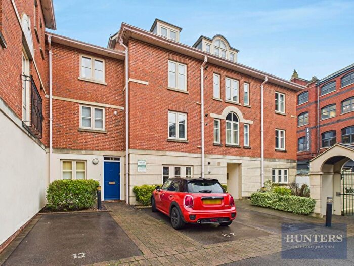 2 Bedroom Apartment To Rent In Union House, Chelsea Square, St. Georges Place, GL50