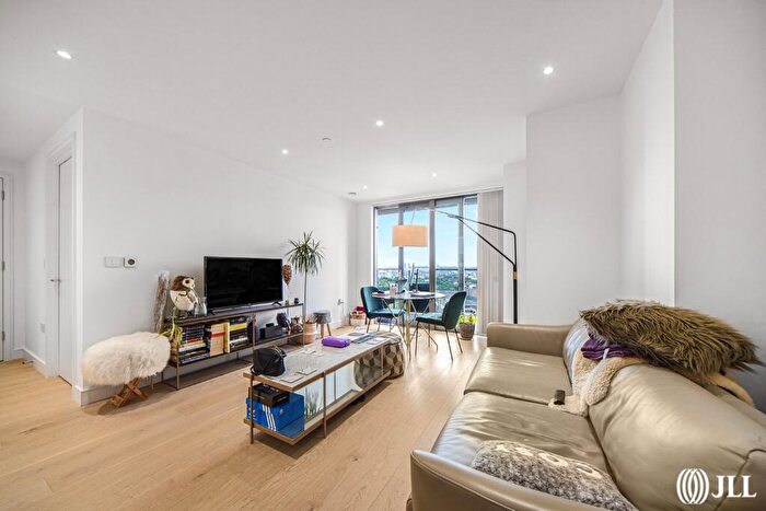 1 Bedroom Flat To Rent In Heritage Tower, East Ferry Road, London, E14