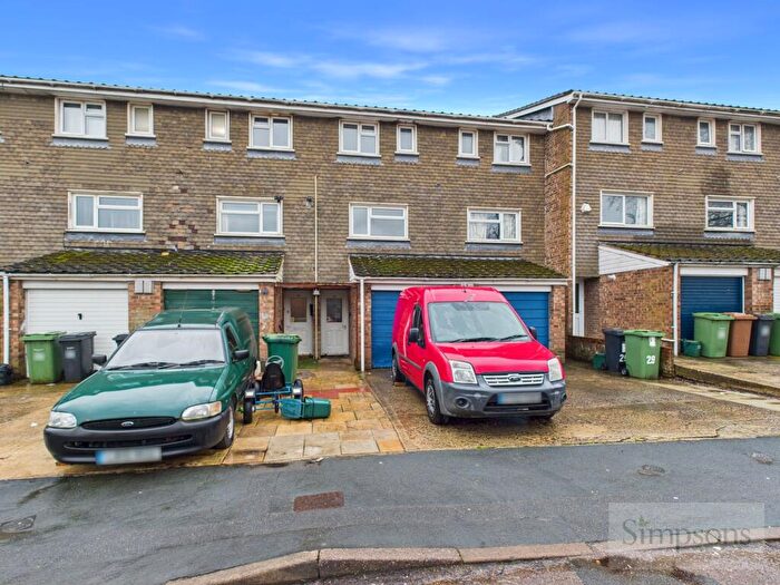 3 Bedroom Terraced House For Sale In Tubbs Close, Grove, OX12