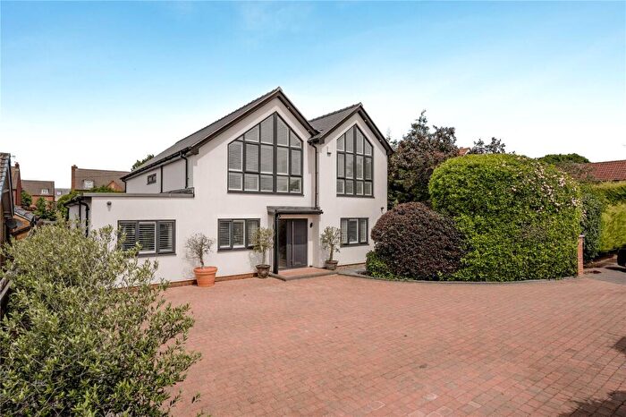 5 Bedroom Detached House For Sale In Albert Drive, Cheltenham, Gloucestershire, GL52