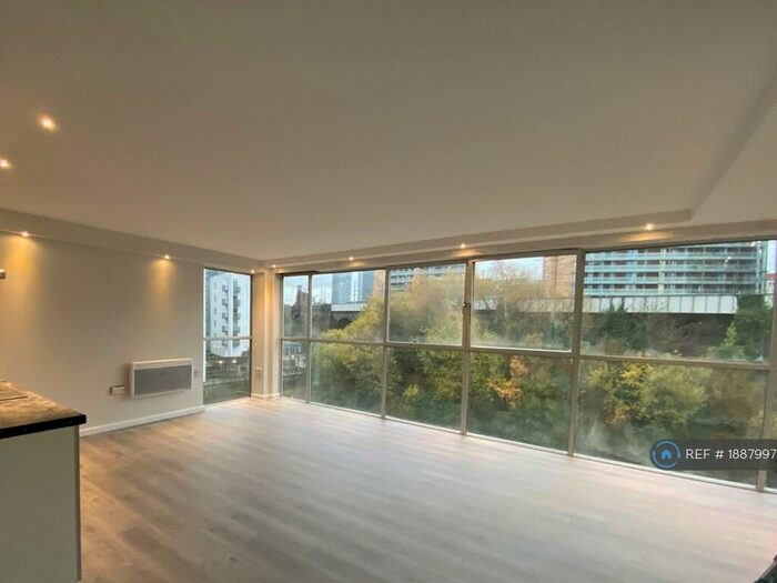 2 Bedroom Flat To Rent In South Hall Street, Salford, M5