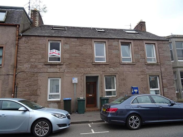 1 Bedroom Flat To Rent In Melville Street, Perth, PH1