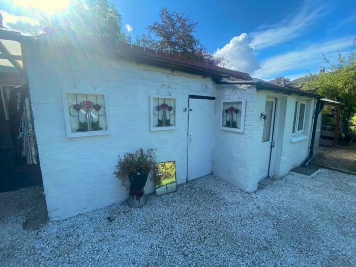5 Bedroom Semi-Detached House For Sale In Sheringham Road, Manchester, M14