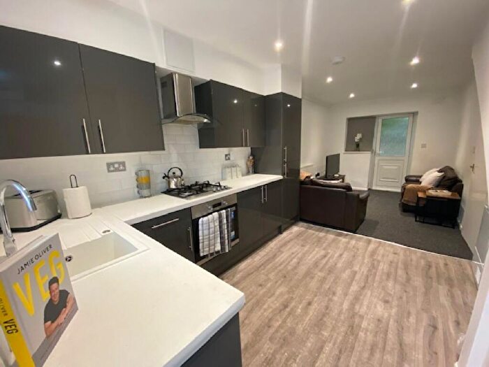 5 Bedroom House To Rent In Fladbury Crescent (D), Selly Oak, Birmingham, West Midlands, B29