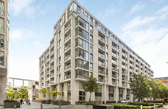 1 Bedroom Apartment To Rent In Lantern Way, London, E14