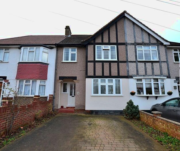 3 Bedroom Terraced House To Rent In Chatsworth Avenue, Downham, Bromley, BR1