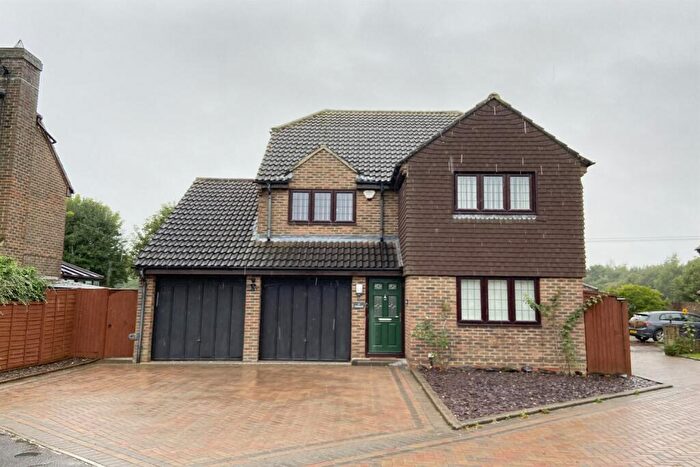 4 Bedroom Detached House To Rent In Bramley, Hampshire, RG26