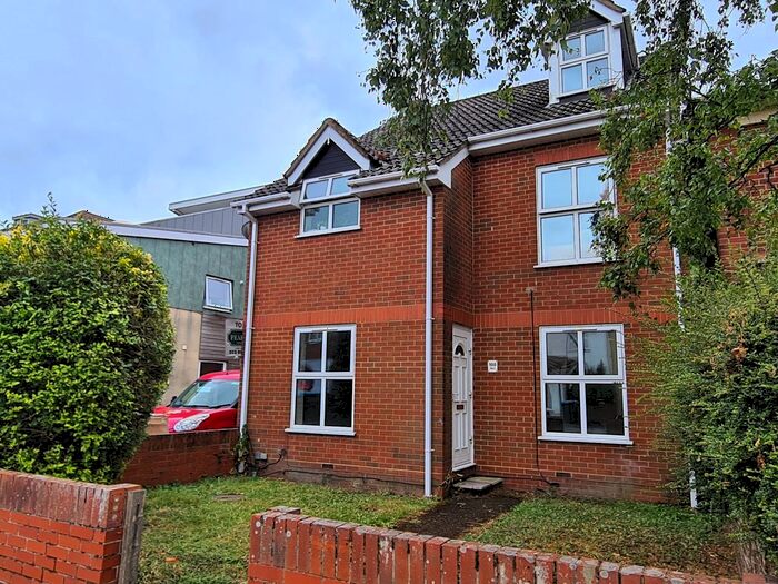 1 Bedroom Flat To Rent In Millbrook Road East, Southampton, SO15