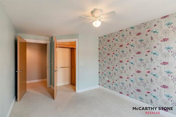 2 Bedroom Flat For Sale In Clive Road, Batchley, Redditch, B97