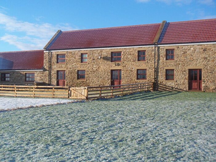 3 Bedroom Terraced House To Rent In Park House Farm, Oakenshaw, DL15