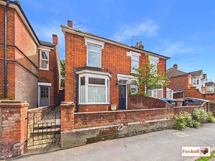 2 Bedroom Semi Detached House For Sale In Lacey Street, Ipswich, IP4