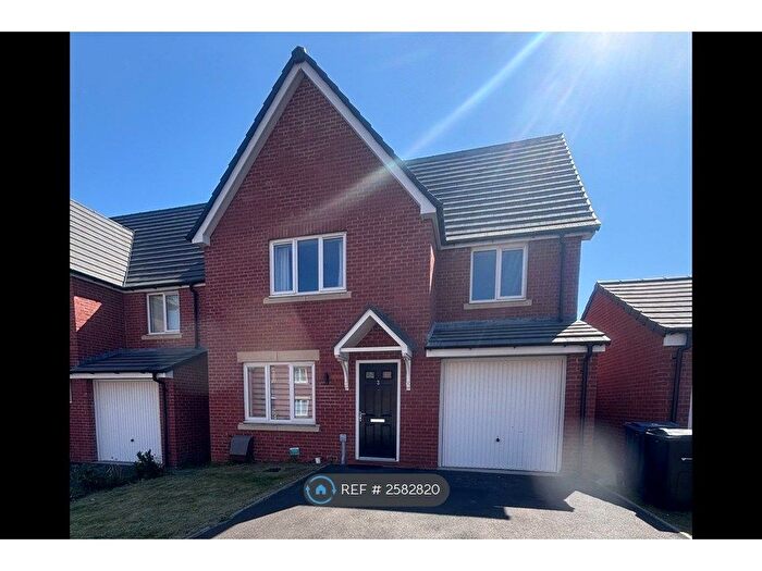 4 Bedroom Detached House To Rent In Heroes Drive, Birmingham, B29