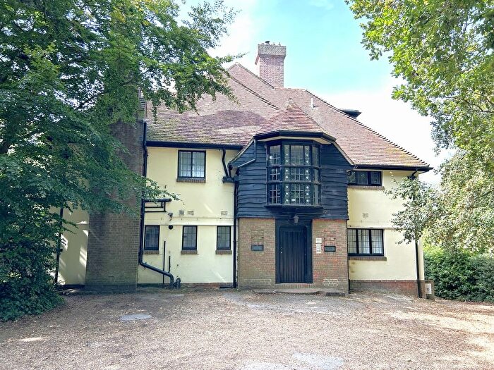 1 Bedroom Flat To Rent In Hermitage Road, Poole, BH14