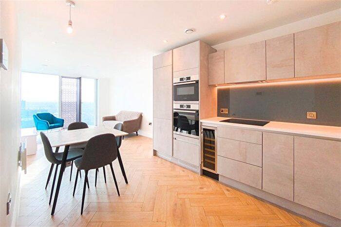 1 Bedroom Flat For Sale In Elizabeth Tower, M15