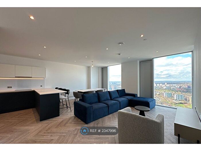 2 Bedroom Flat To Rent In Bankside Boulevard, Salford, M3