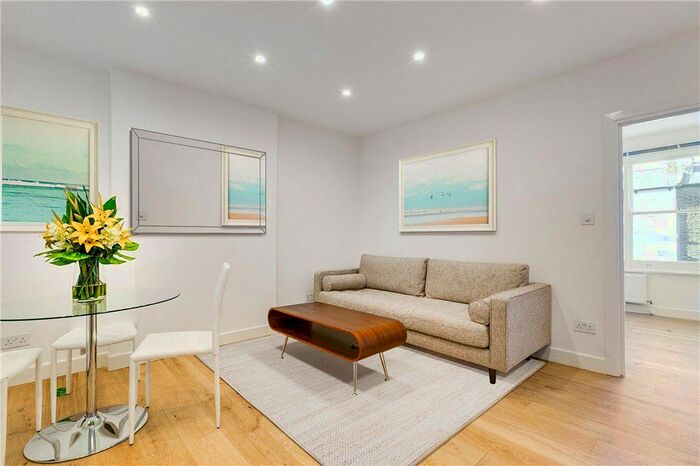 2 Bedroom Flat To Rent In Kenway Road, Earls Court, London, SW5