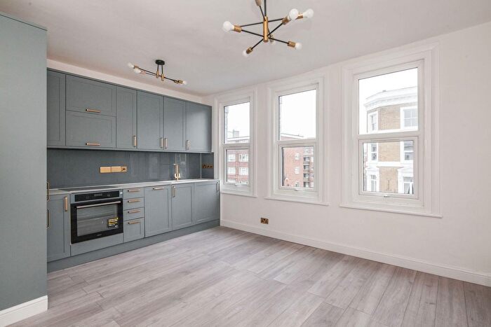 1 Bedroom Flat To Rent In Camberwell Road, London, SE5