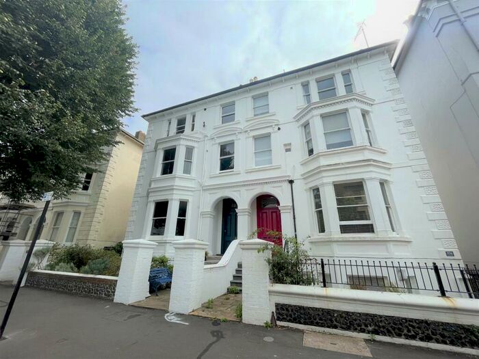 2 Bedroom Flat To Rent In Ventnor Villas, Hove, BN3
